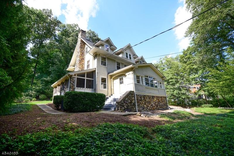 255 Blvd - Photo 1