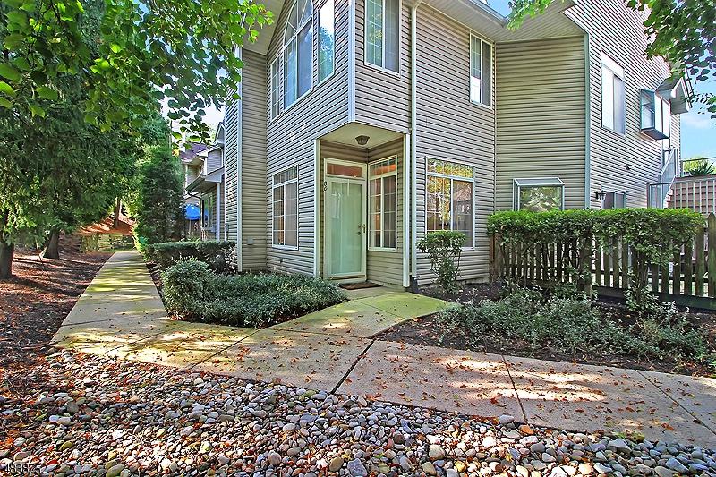 80 Birchwood Rd - Photo 1