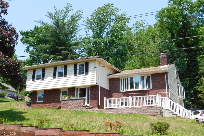 4 Belair Ter - Photo 1