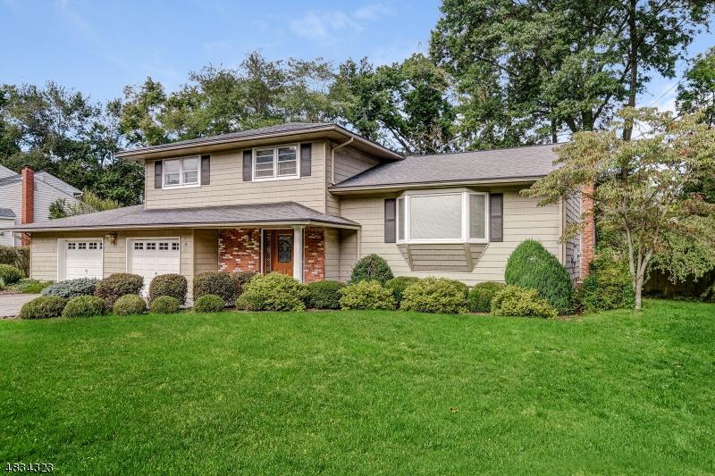 18 Parkside Drive - Photo 1