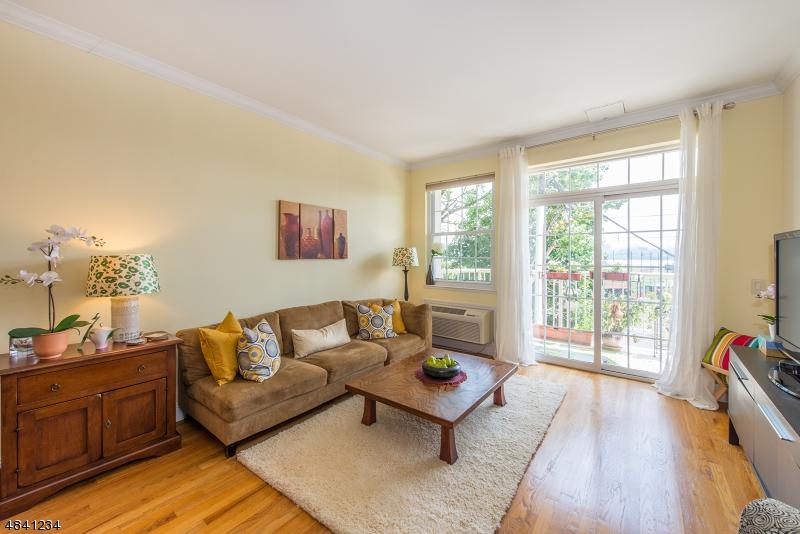 1100 River Rd - Photo 1