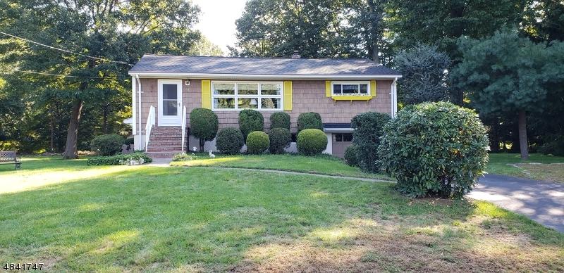 68 Refy Ave - Photo 1