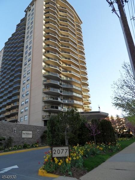 2077 Center Ave - Photo 1