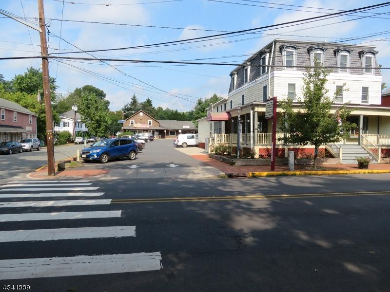 48 W Broad St - Photo 1