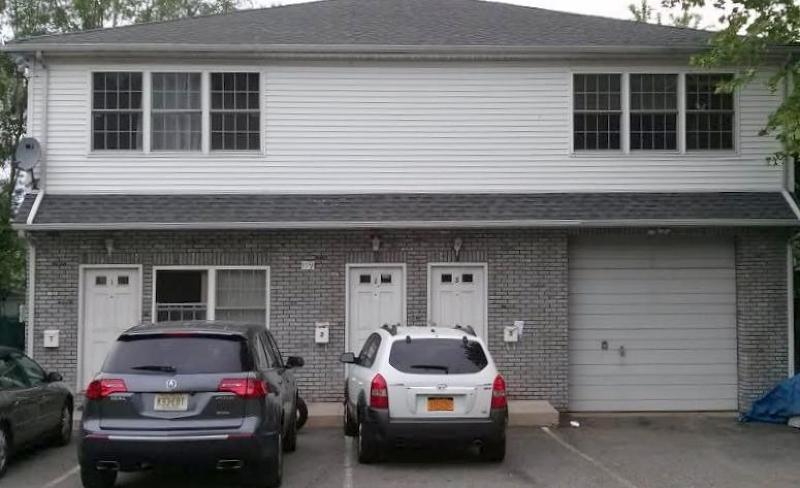 119 Glover Ave - Photo 1