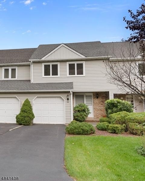 28 Stockton Ct - Photo 1