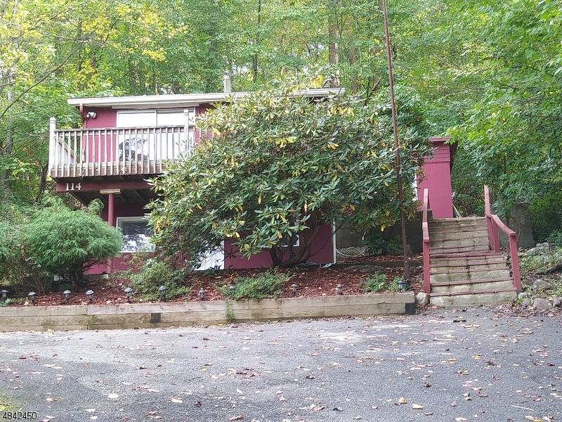 114 Mcgregor Ave - Photo 1