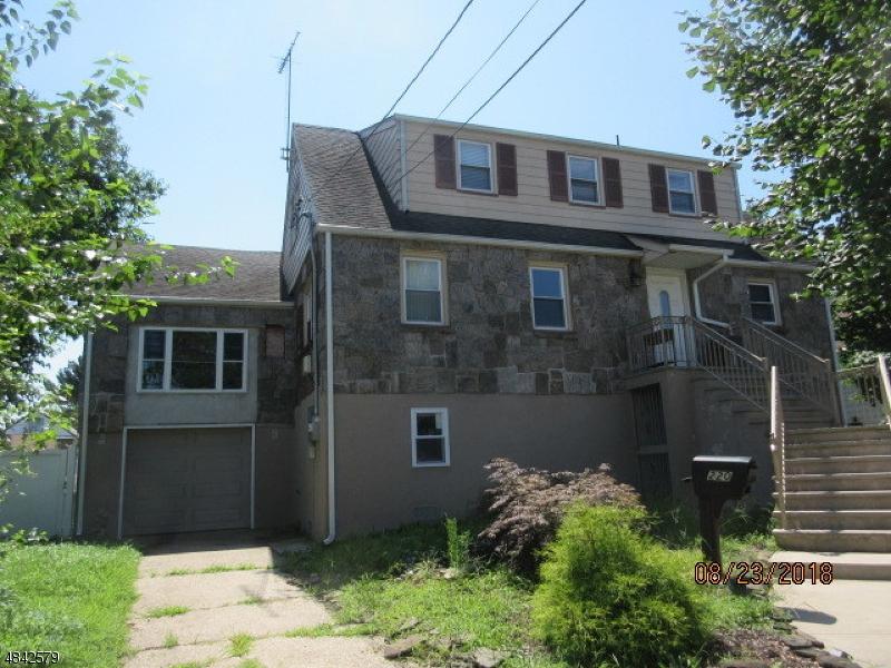 220 Peabody Ave - Photo 1