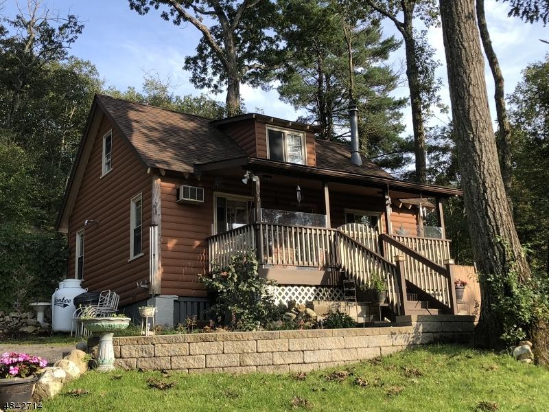 66 Fairlawn Dr - Photo 1
