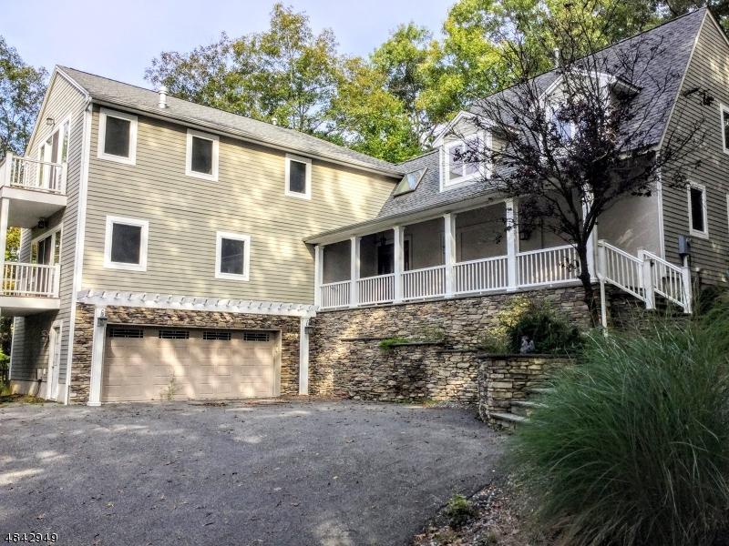 44 Burnt Meadow Rd - Photo 1