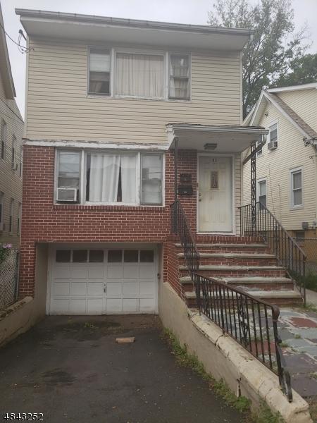 83 Sheridan St - Photo 1