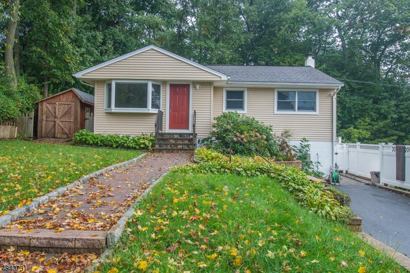 23 Channing Dr - Photo 1