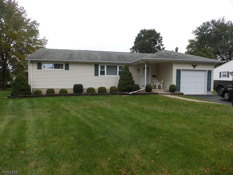400 Hurley Dr - Photo 1