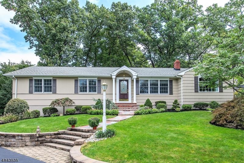 18 Birch Hill Dr - Photo 1