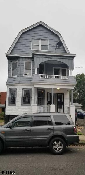 227 Ellis Ave - Photo 1