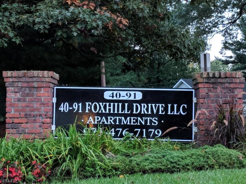 91 Fox Hill Dr - Photo 1