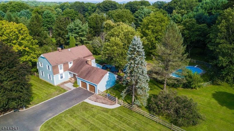 2 Chester Woods Dr - Photo 1