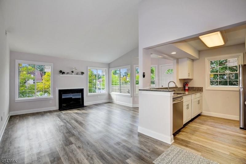 73 Wendover Ct - Photo 1