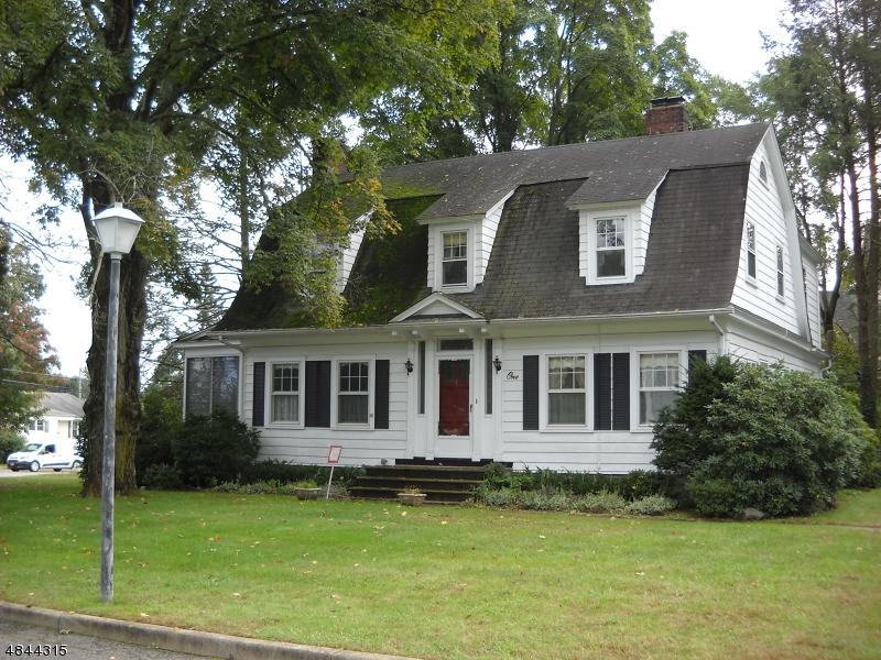 1 Lenape Ct - Photo 1