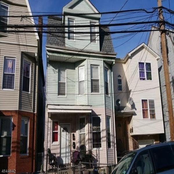 67 Delavan Ave - Photo 1