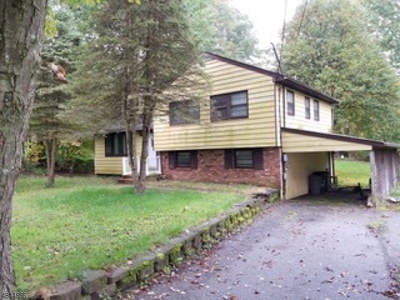 95 Lackawanna Dr - Photo 1