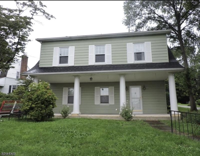 70 Newton Ave - Photo 1