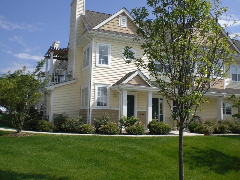 214 Old Farm Dr - Photo 1