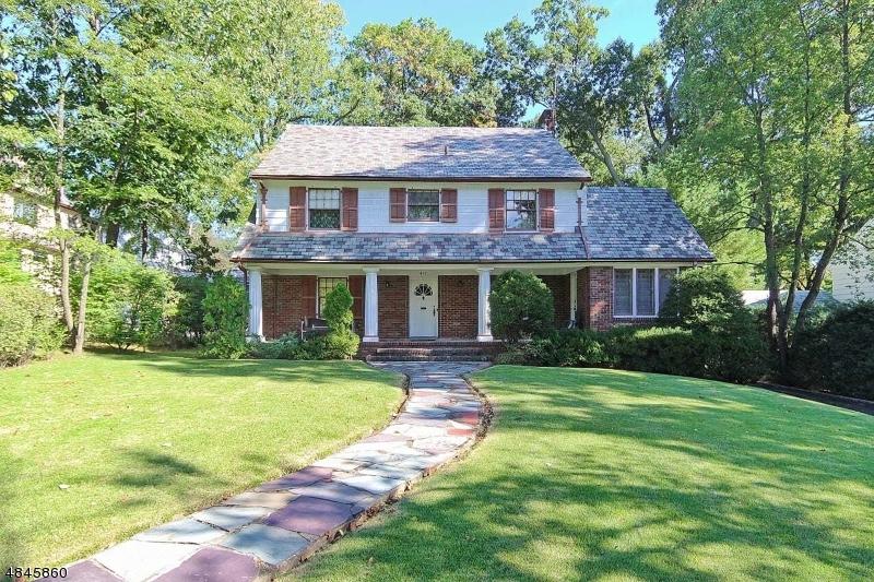 403 Lenox Ave - Photo 1