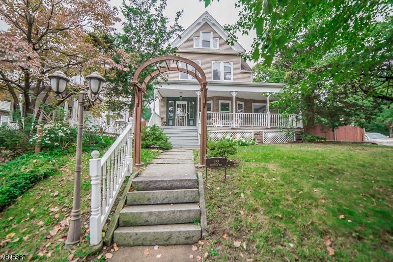 166 Mountain Way - Photo 1
