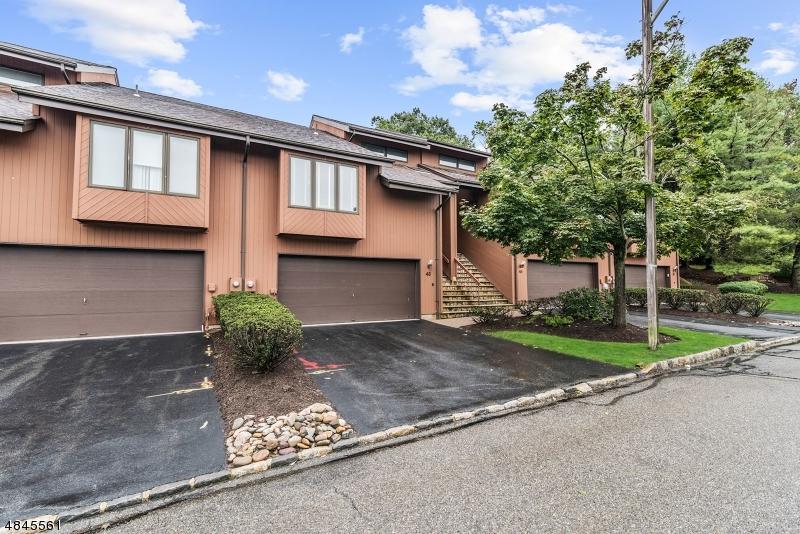 43 Sullivan Dr - Photo 1