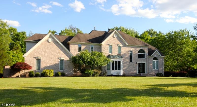 5 Sunnyfield Dr - Photo 1