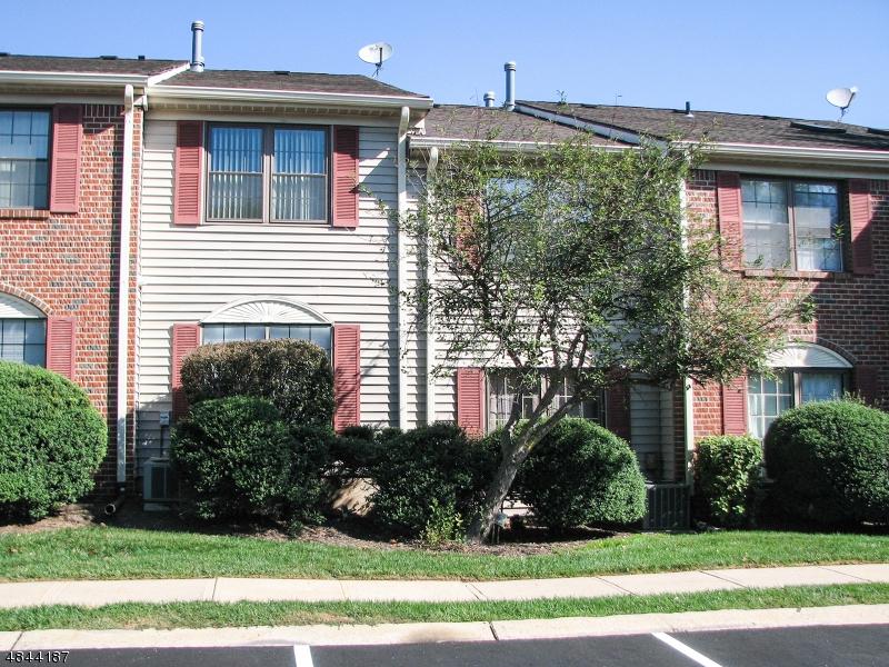 19 Taylor Dr - Photo 1