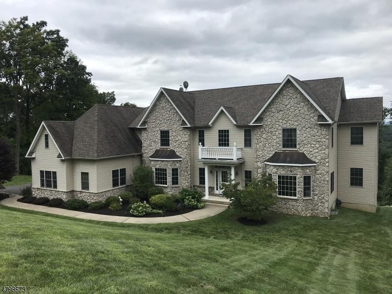16 Holland Cir - Photo 1