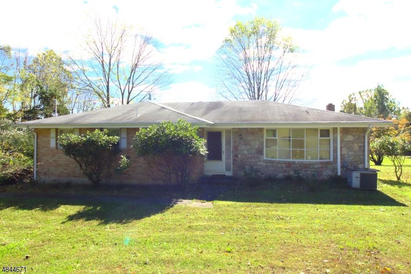 30 Hillside Ln - Photo 1