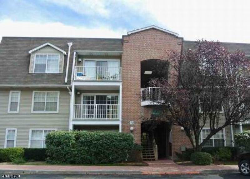 800 River Rd Unit 322 - Photo 1