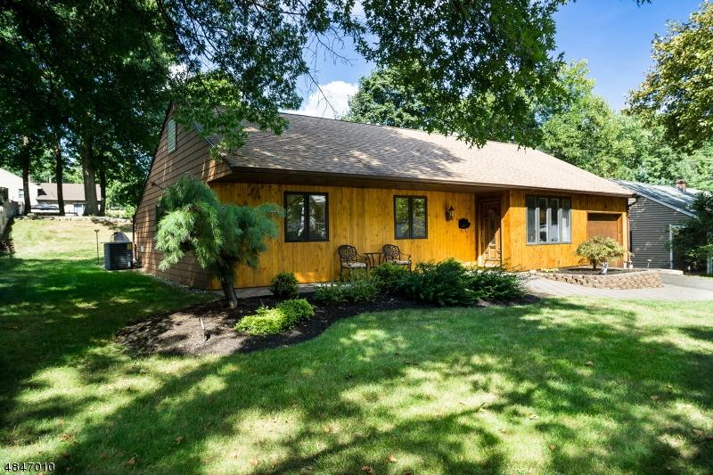 6 Spalding Dr - Photo 1