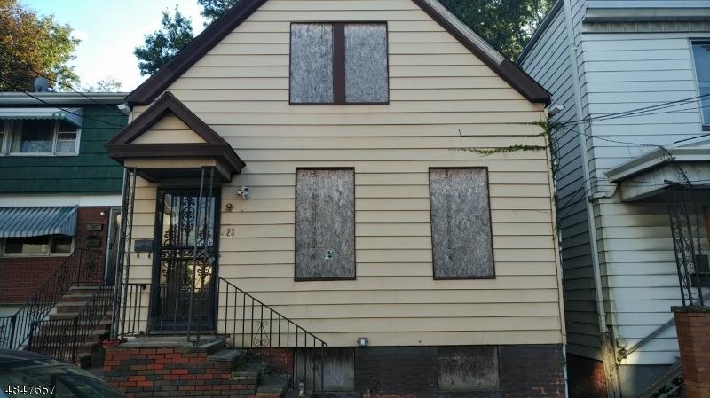 23 Tichenor Ter - Photo 1