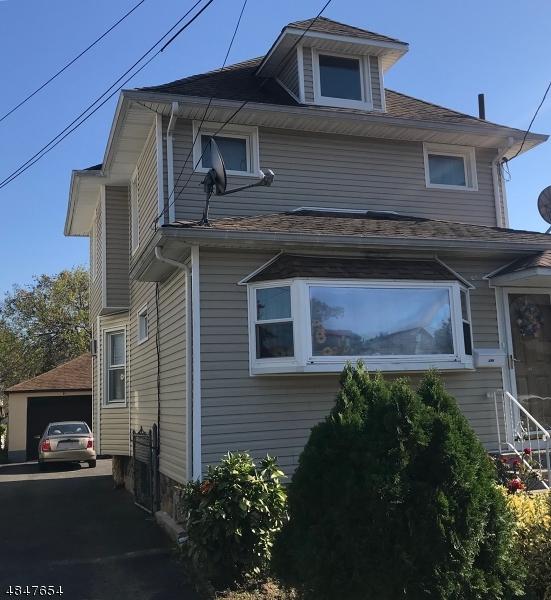 259 De Mott Ave - Photo 1