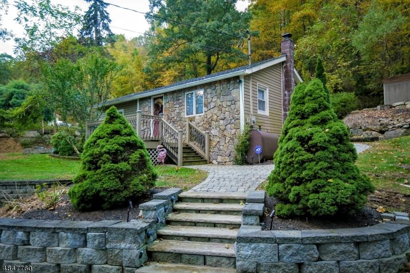 464 W Mountain Rd - Photo 1