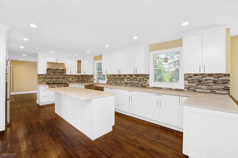 12 Grove Ave - Photo 1