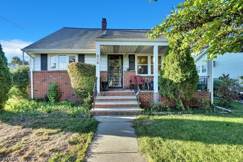 187 Myrtle St - Photo 1