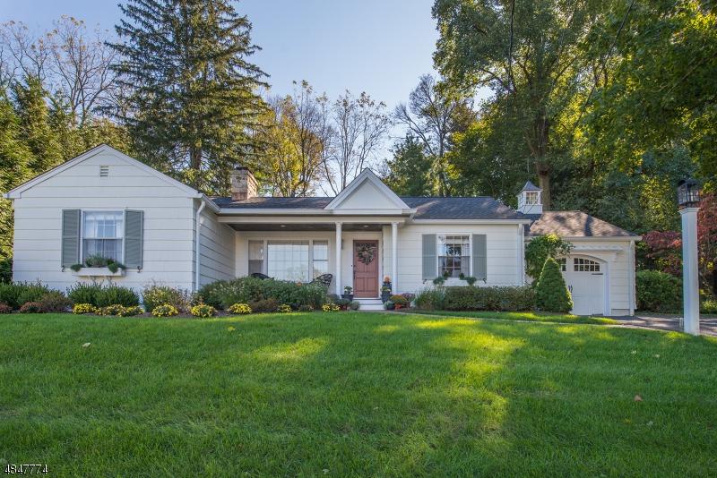 21 Highland Ave - Photo 1