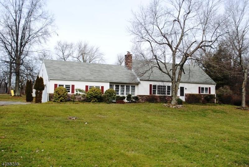 12 Dogwood Dr - Photo 1