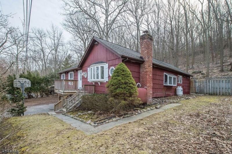 29 Old Woodland Trl - Photo 1