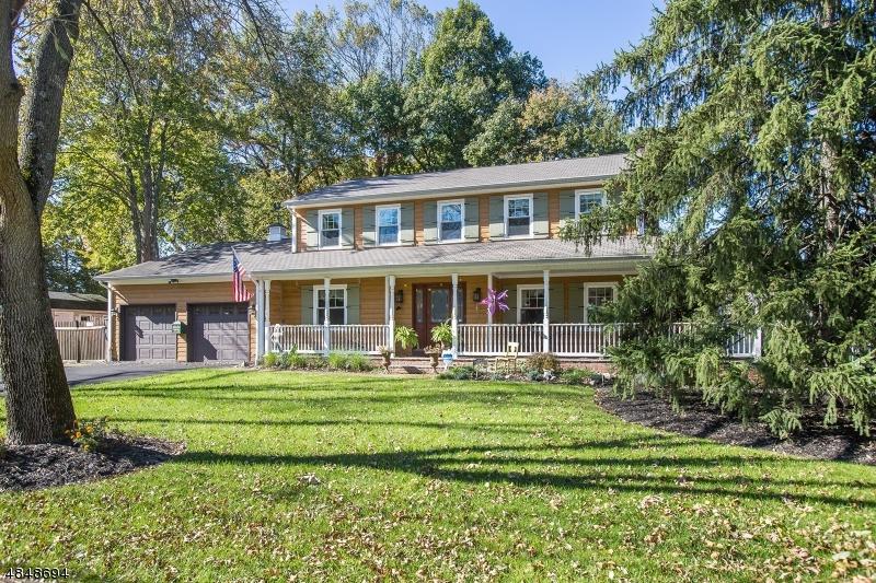 64 Lenox Rd - Photo 1