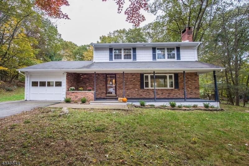 6 Fox Den Ln - Photo 1