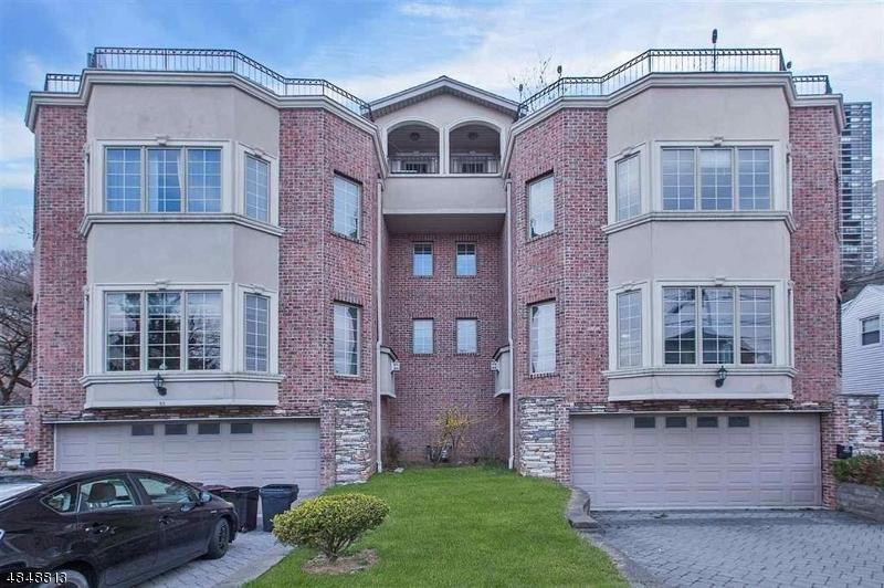 88 Myrtle Ave - Photo 1