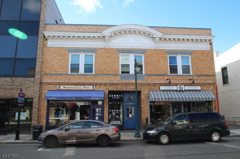 35 Maple St - Photo 1