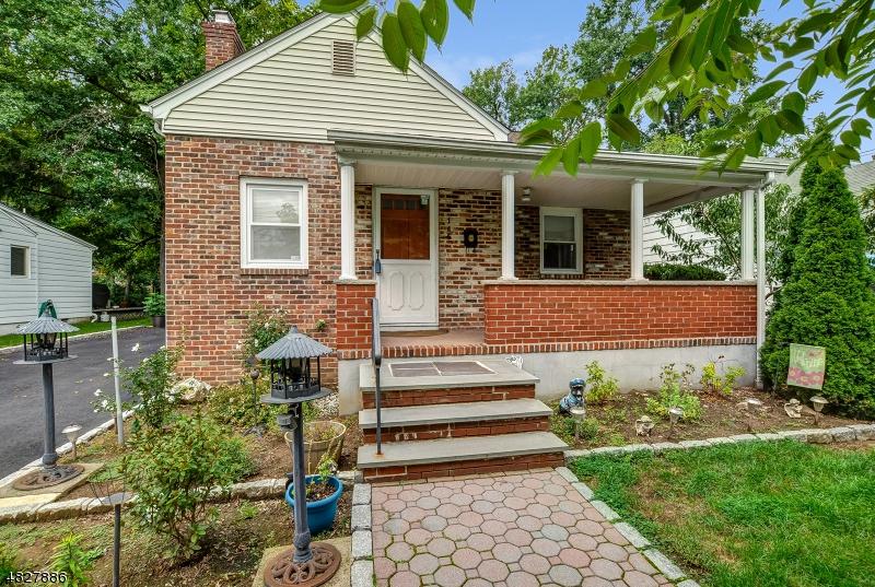 165 Baltusrol Ave - Photo 1