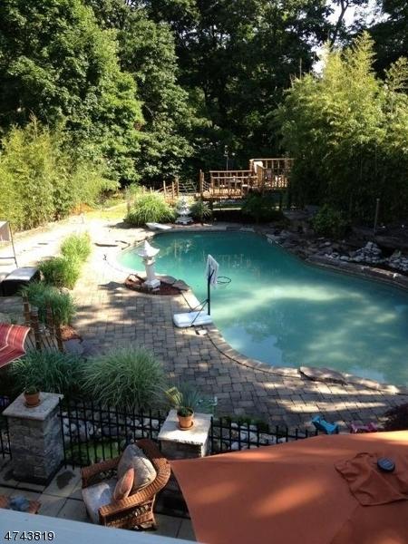 23 Brookhill Pl - Photo 1